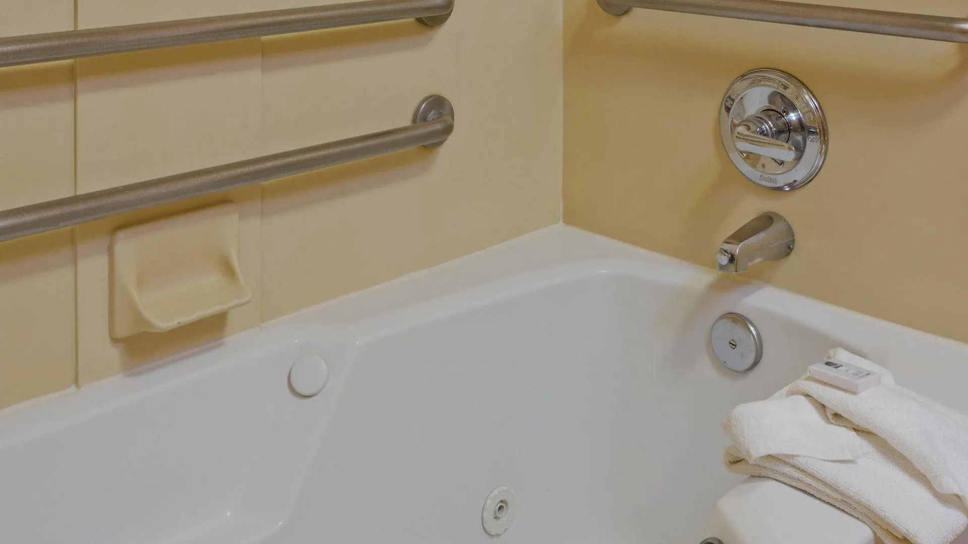 Hampton Inn & Suites Phoenix-Goodyear 3*, Goodyear